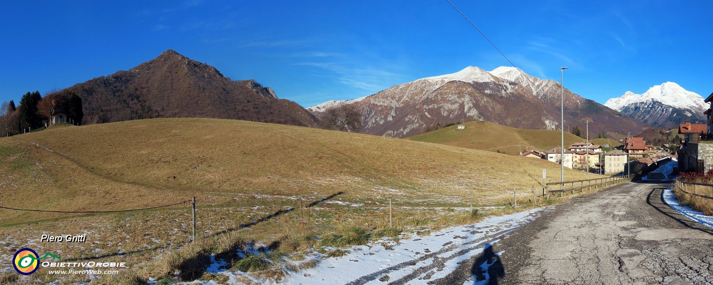 08 Da sx Roccolo di Valpiana-Monte Castello-Cima Menna e Cima Arera.jpg